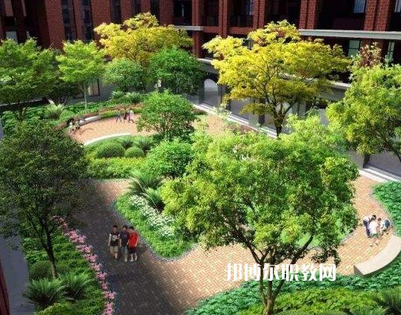 成都2021年计算机网络技术学校专业解析 聚焦计算机网络技术开发